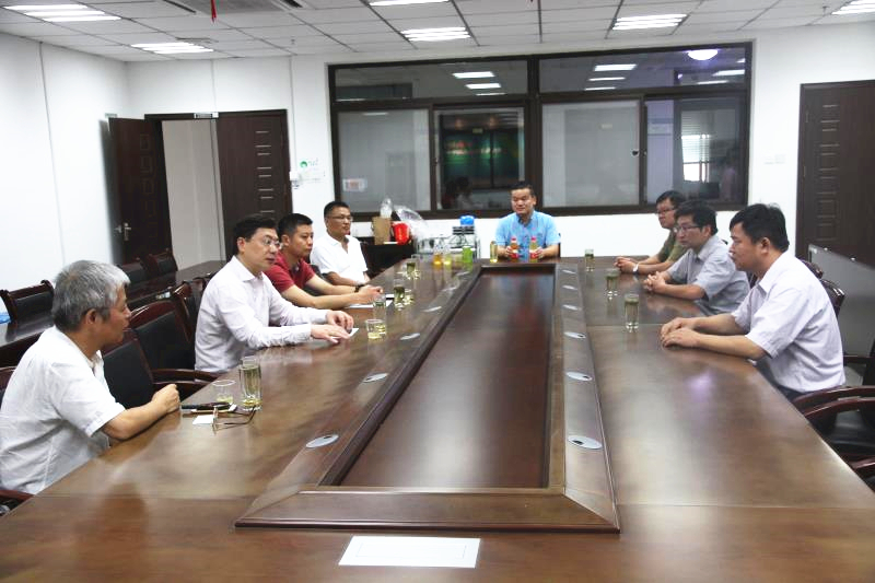 华体会（中国）到安徽农业大学考察交流