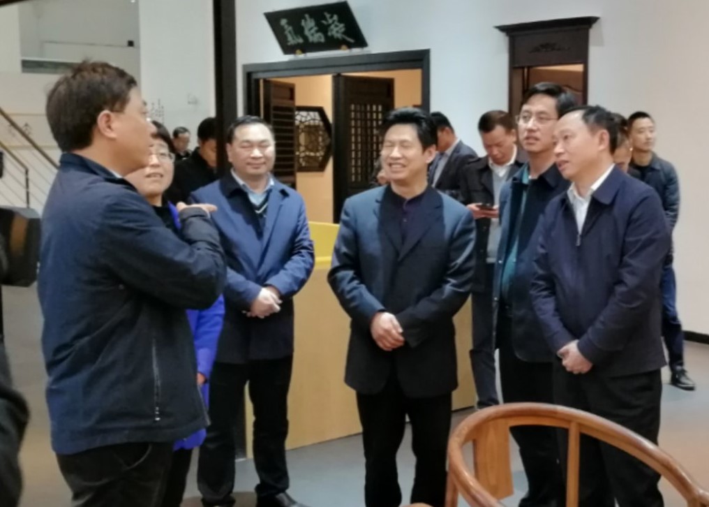 恩施州刘芳震州长一行莅临华体会（中国）考察