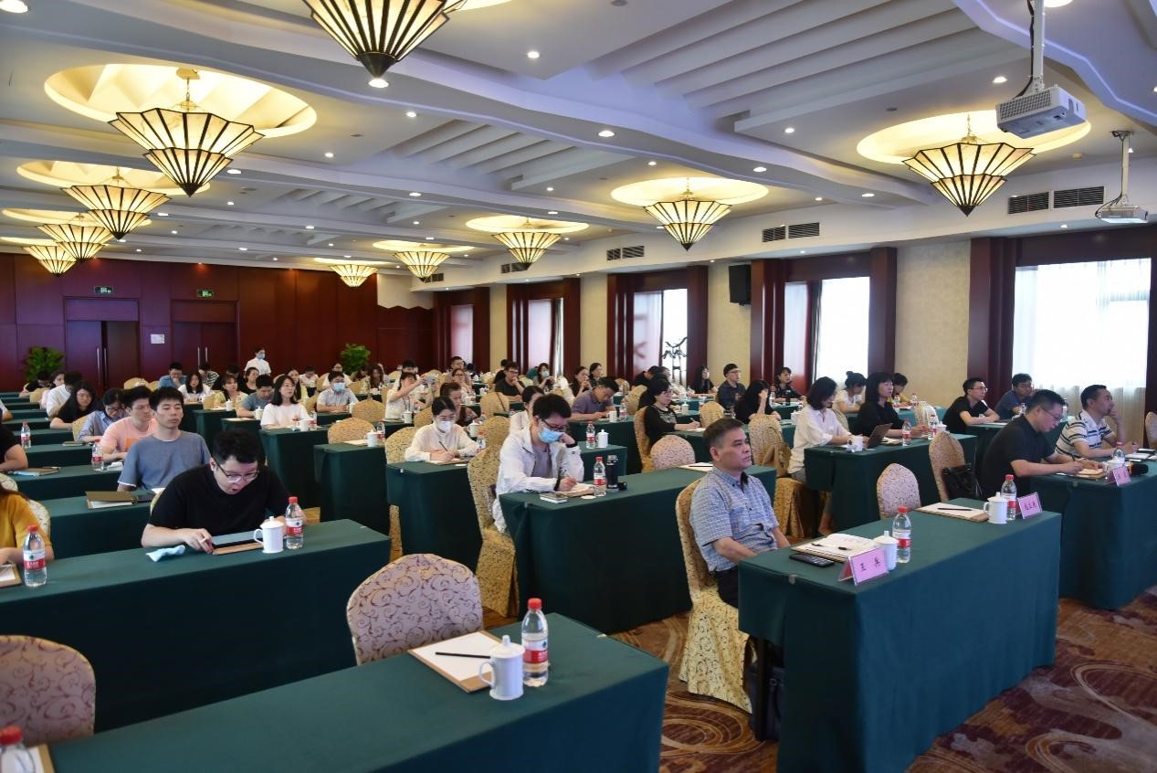 以数字化改革引领高质量发展——华体会（中国）举办“数字化改革”专题讲座