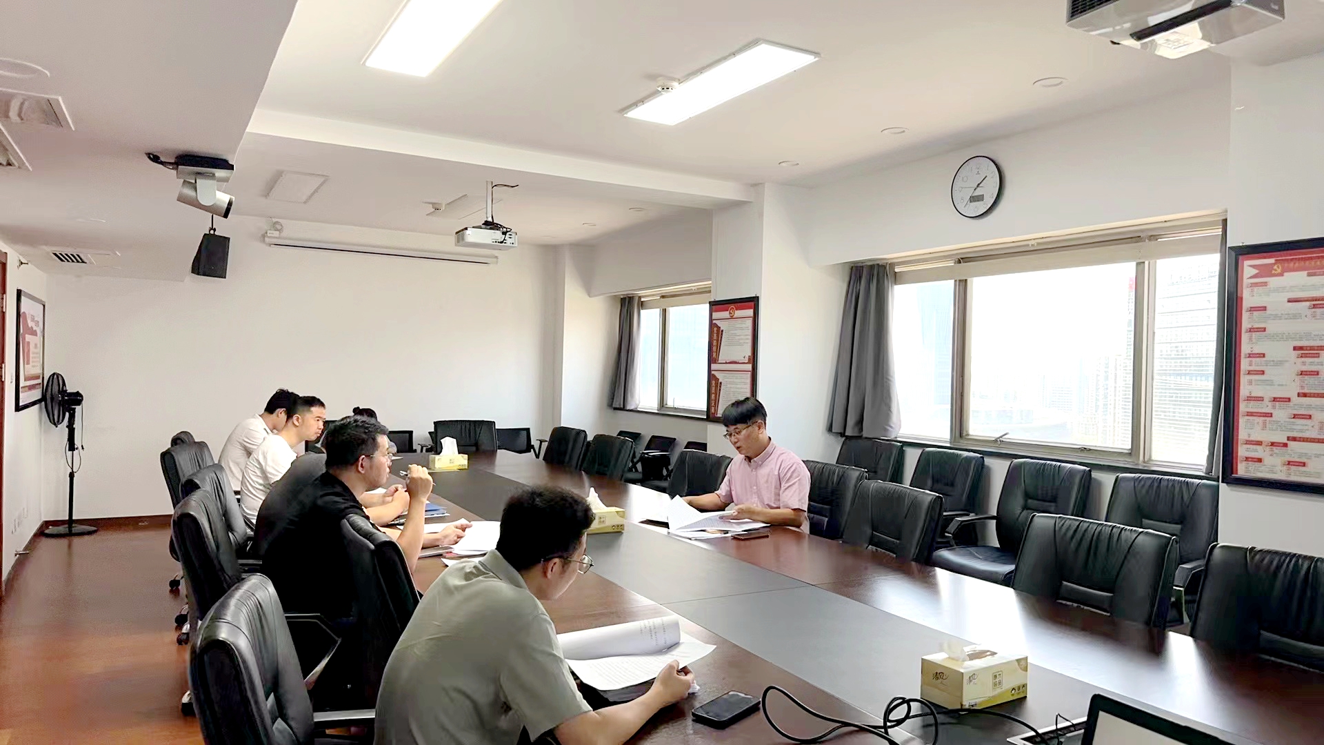 “重温入党誓词 加强党纪学习”——华体会（中国）第一党支部召开支部党员大会