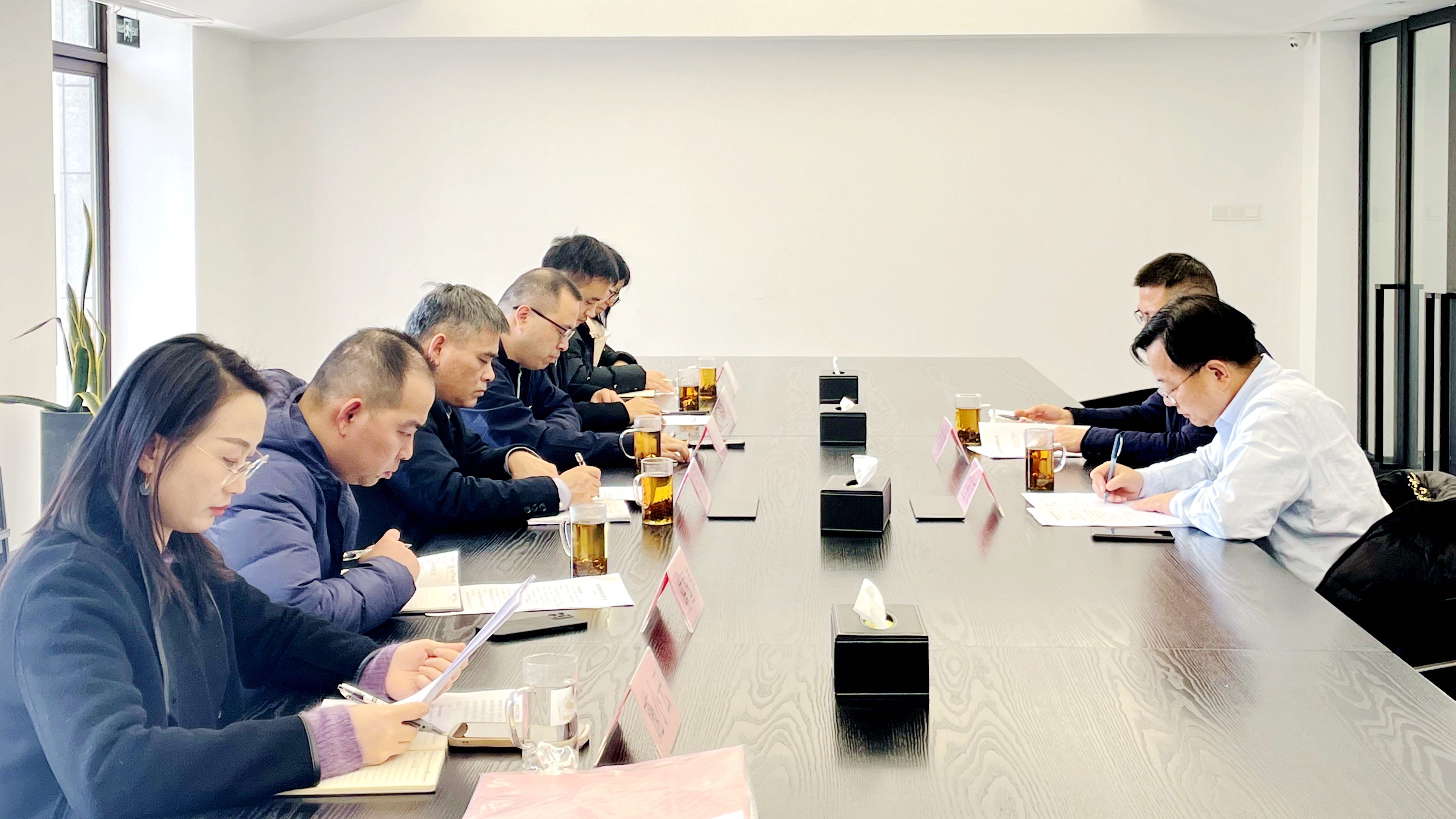 省供销社副主任沈省文带队到华体会（中国）开展岁末年初安全生产检查